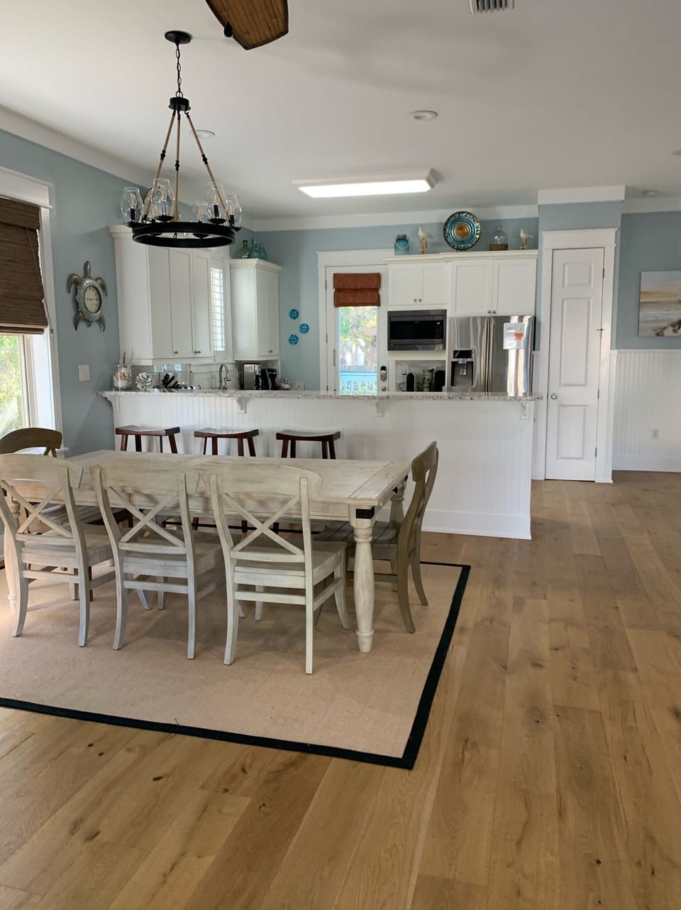 Plenty of seating for meals with family and friends.