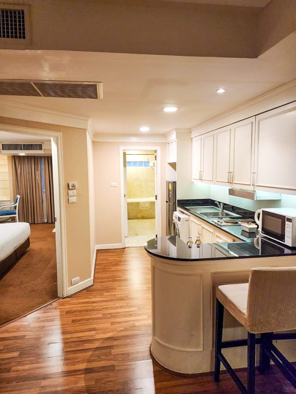 Premium bedding, Select Comfort beds, minibar, in-room safe