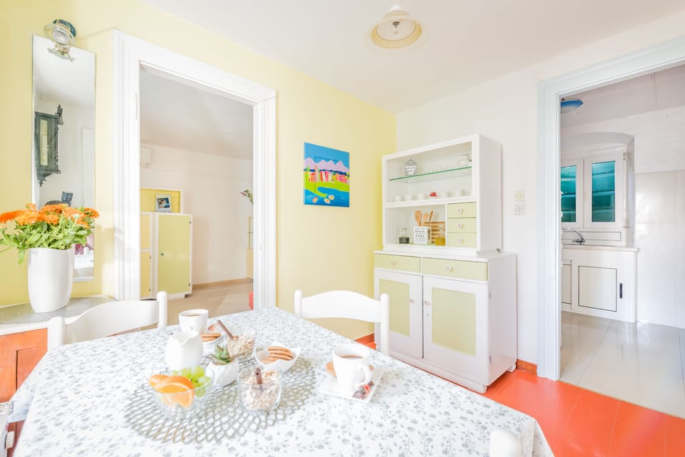 Apartment, 1 Bedroom | In-room dining