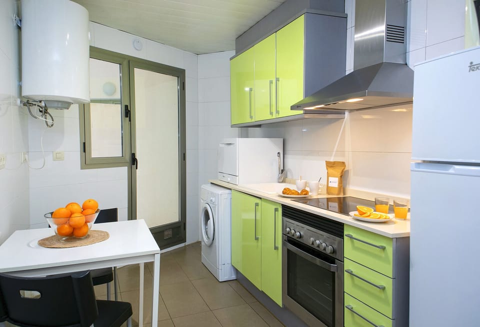 Kitchen in Borumbot apartment in the centre of Calpe