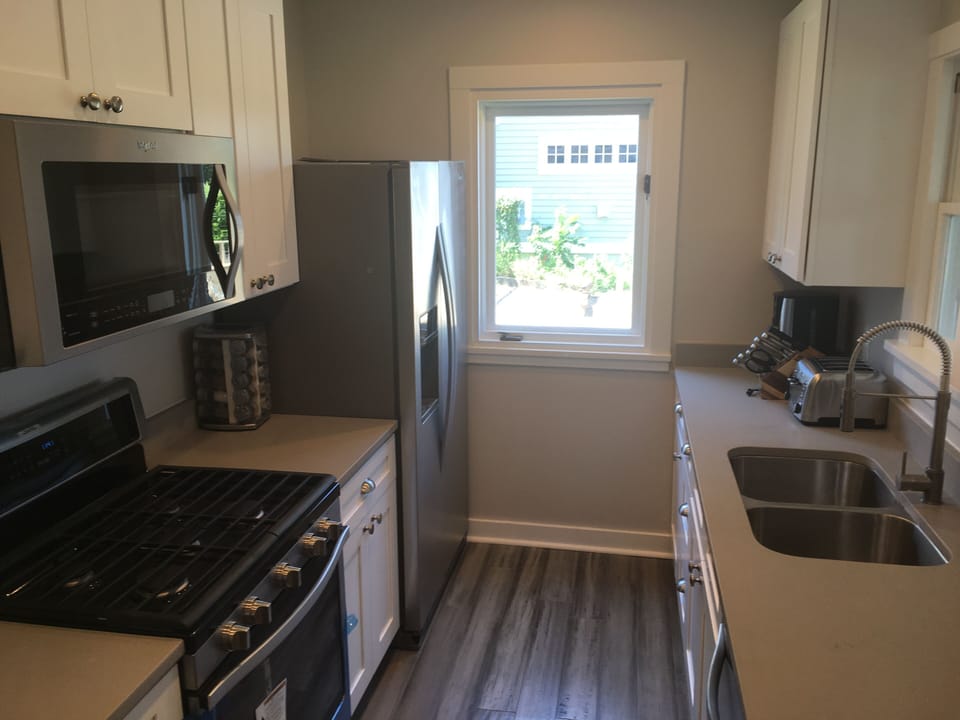 Cottage, Private Bathroom (Beach Cottages) | Private kitchen