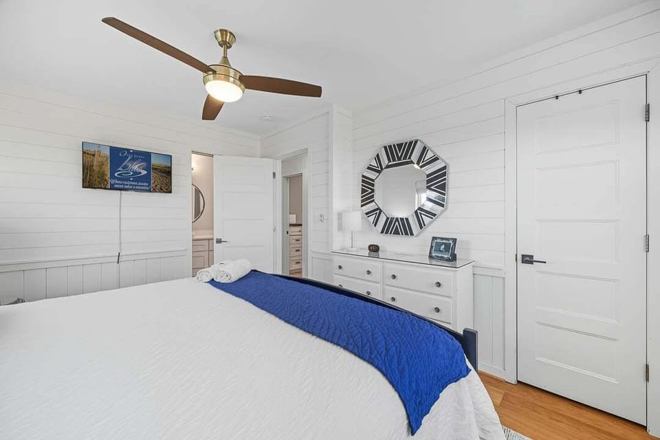 Main-Level King Master Bedroom