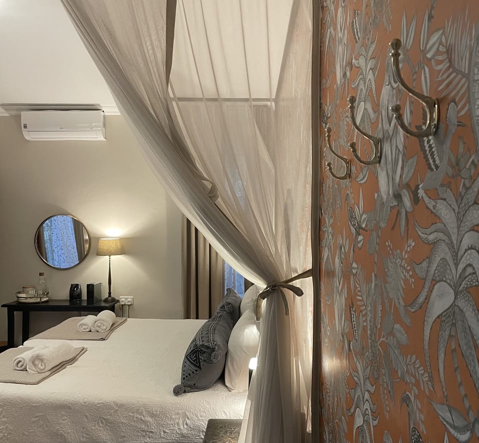 Family Room, 1 Bedroom | In-room safe, free WiFi