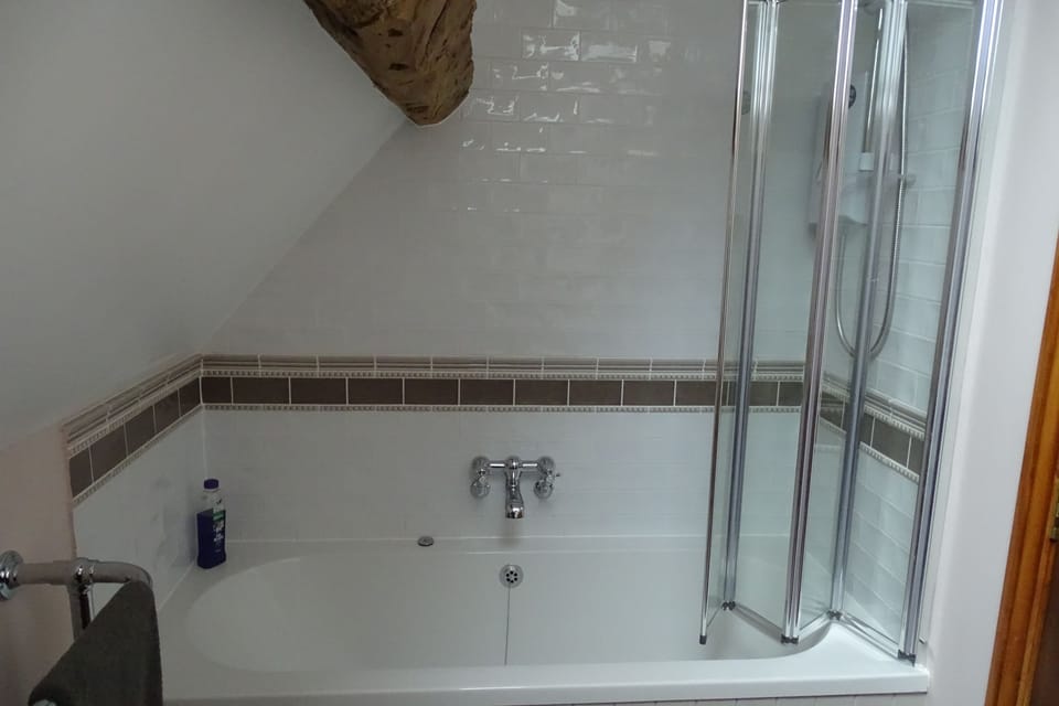Premium Cabin, Private Bathroom | Bathroom