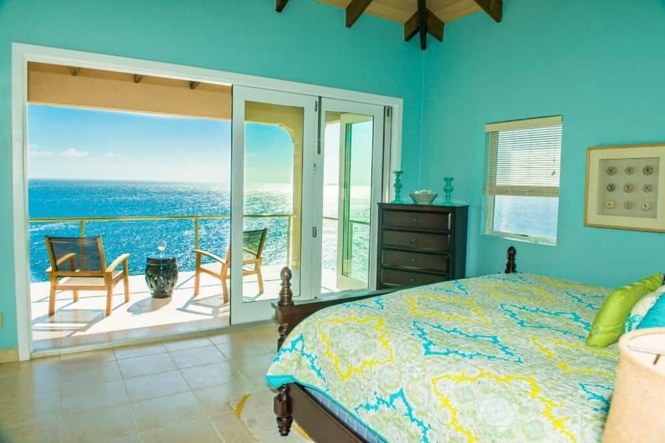 King bedroom #1 view