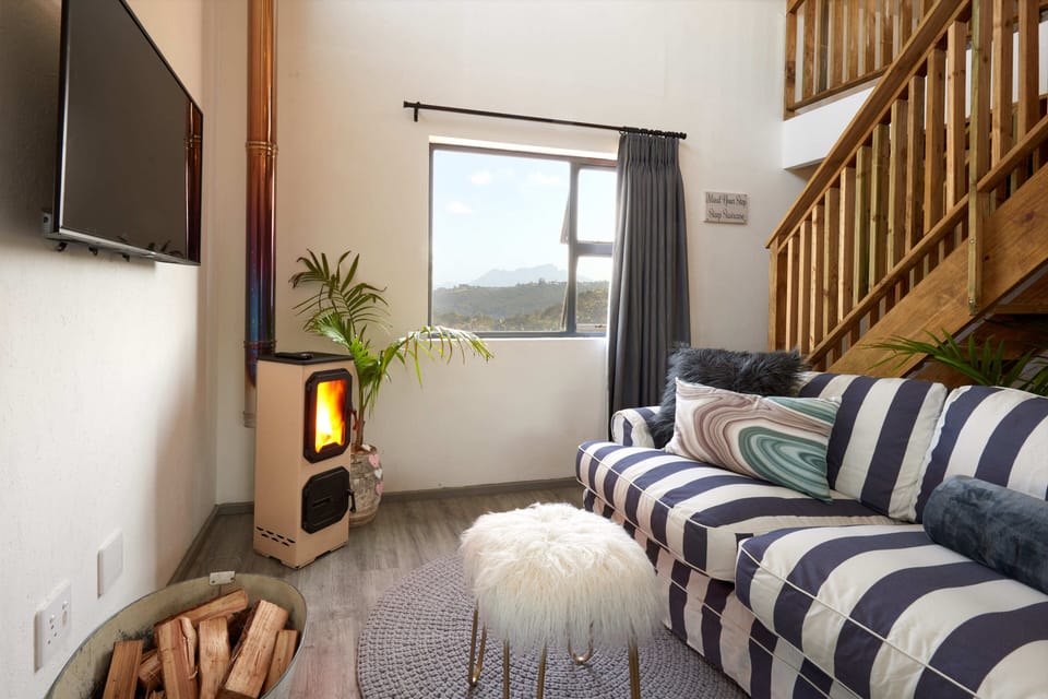 Luxury Villa, 2 Bedrooms (Luxury Villa) | Living area | TV