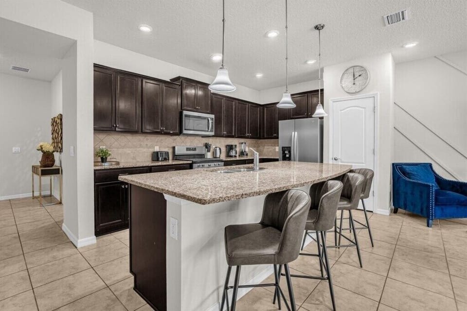 4618 Terrasonesta Drive (6).jpg