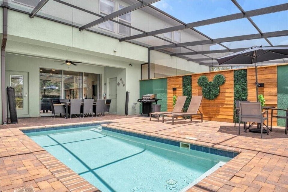 4618 Terrasonesta Drive (28).jpg