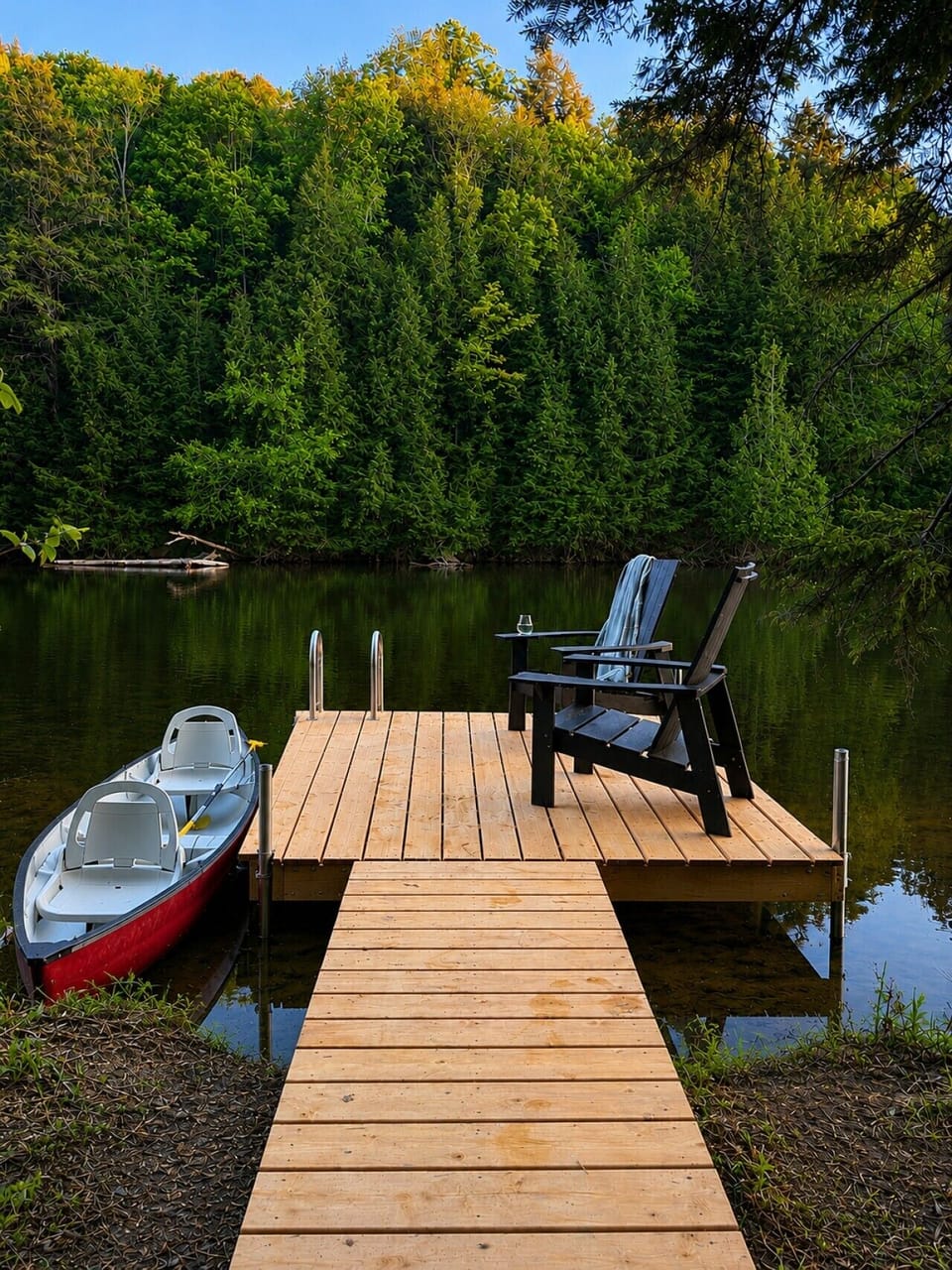 Private waterfront access- swimming, canoeing, fishing