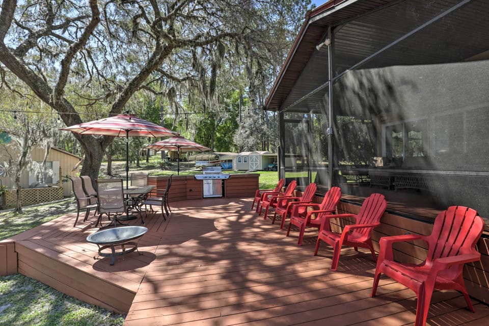 Deck | Built-In Gas Grill