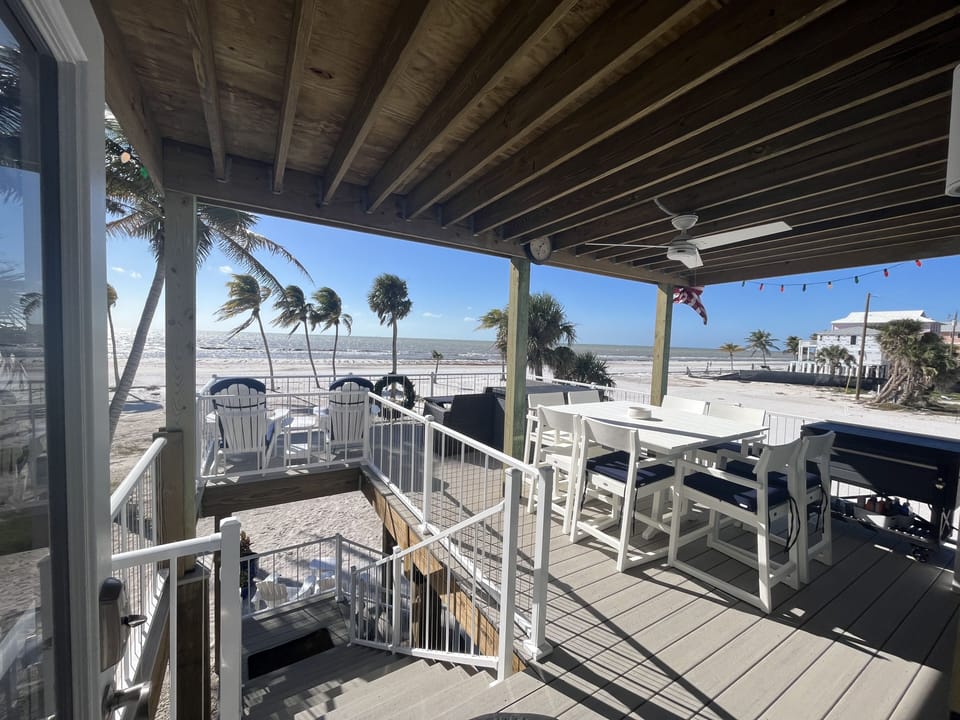 Main level deck