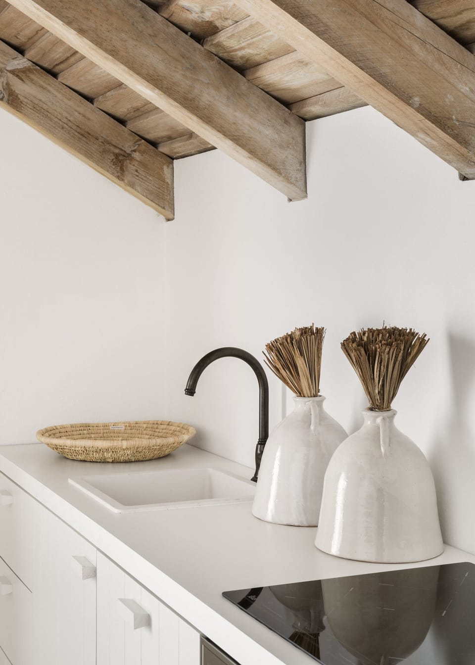 Espresso maker, electric kettle