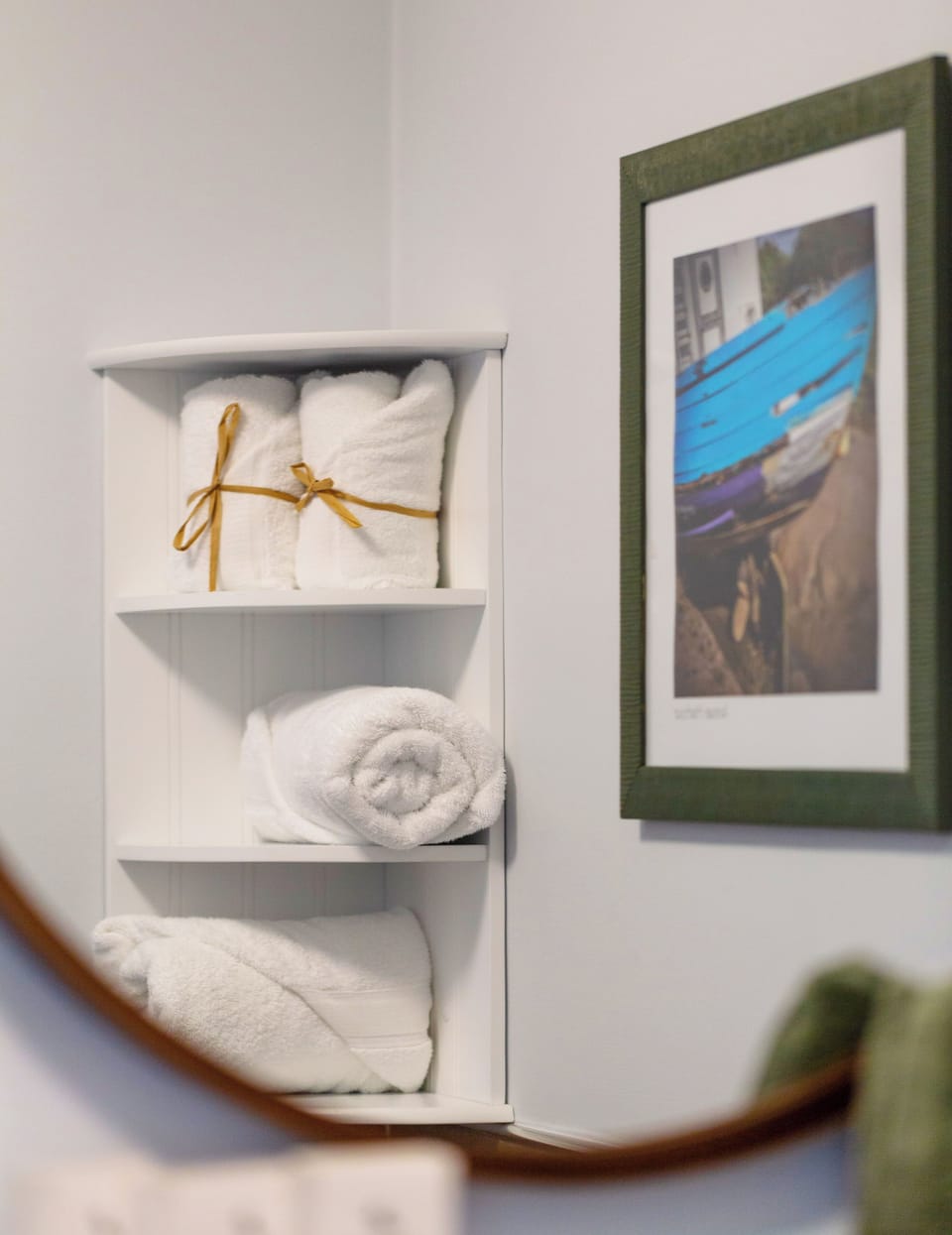 Superior Double Room, 1 King Bed | Bathroom | Hair dryer, towels, soap, toilet paper