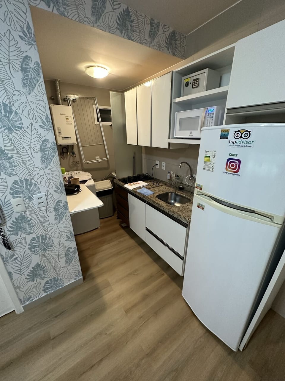 Apartment, 1 Bedroom, Ocean View (232) | Private kitchen | Fridge, microwave, coffee/tea maker, blender