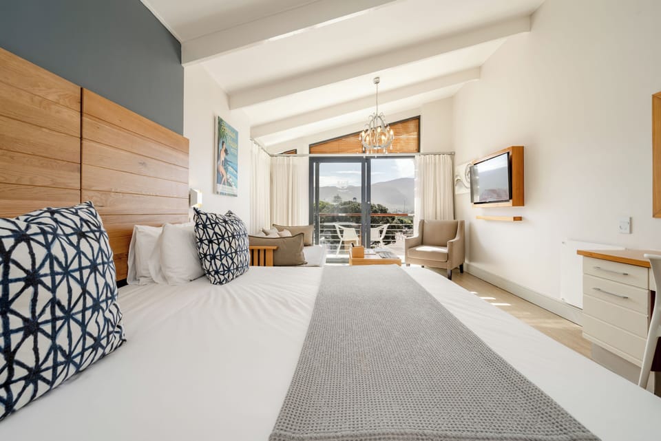 Sky Sea View Studio - New Wing | Premium bedding, in-room safe, free WiFi, bed sheets