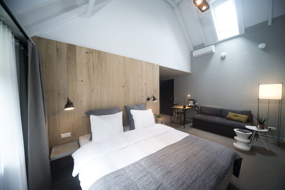 Junior Room (Loft) | In-room safe, desk, blackout drapes, free WiFi