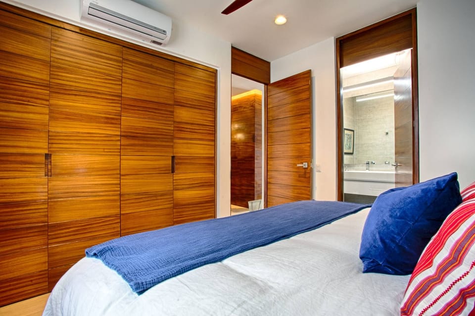 Full size closet for your belongings