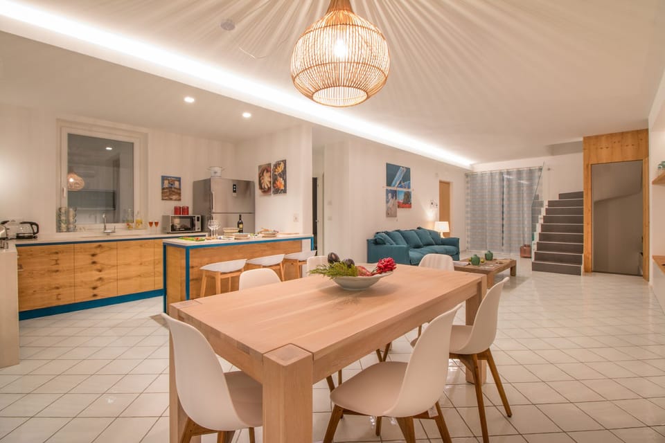 Villa, 5 Bedrooms | Living area | 32-inch flat-screen TV with digital channels, TV