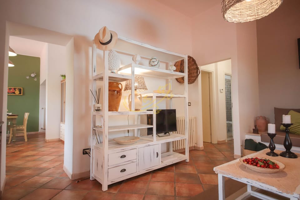 Villa, 4 Bedrooms | Living area | 32-inch TV with digital channels