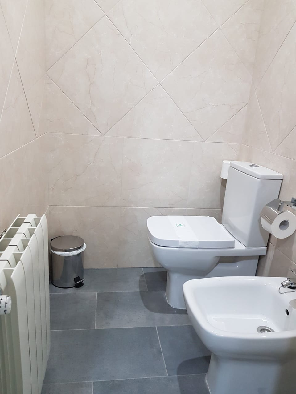 Double or Twin Room | Bathroom | Shower, free toiletries, hair dryer
