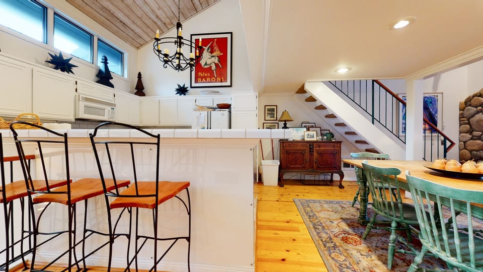 Condo, 3 Bedrooms | Dining