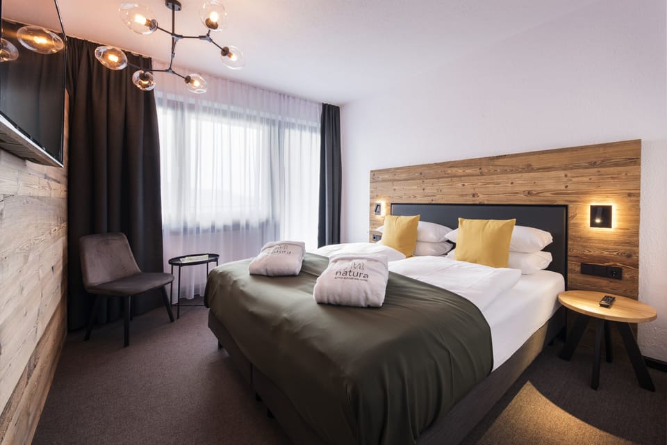 Economy Double Room | Mountain view