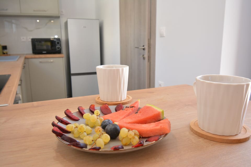 Daily English breakfast for a fee