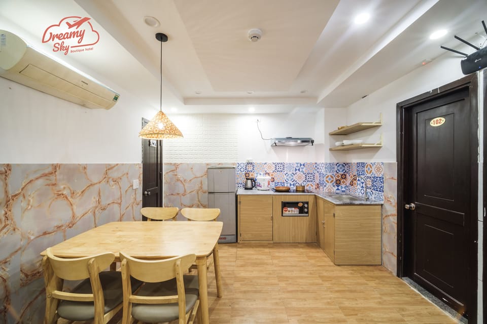 Shared fridge, shared microwave, electric kettle