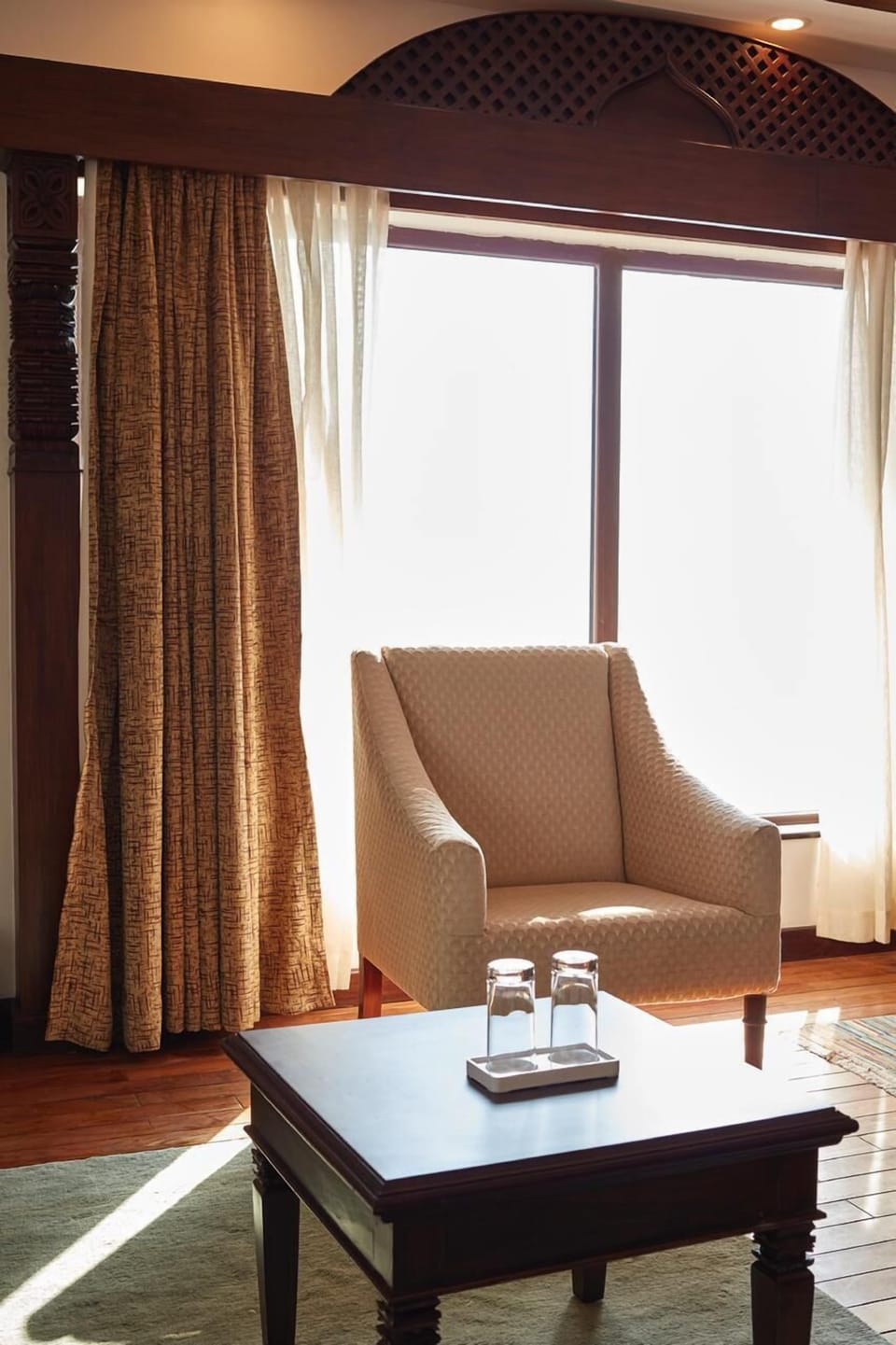 Himalayan Bliss Suite: Free Cable Car, Zipline, Gym, Pool & Jacuzzi. | Premium bedding, in-room safe, desk, laptop workspace