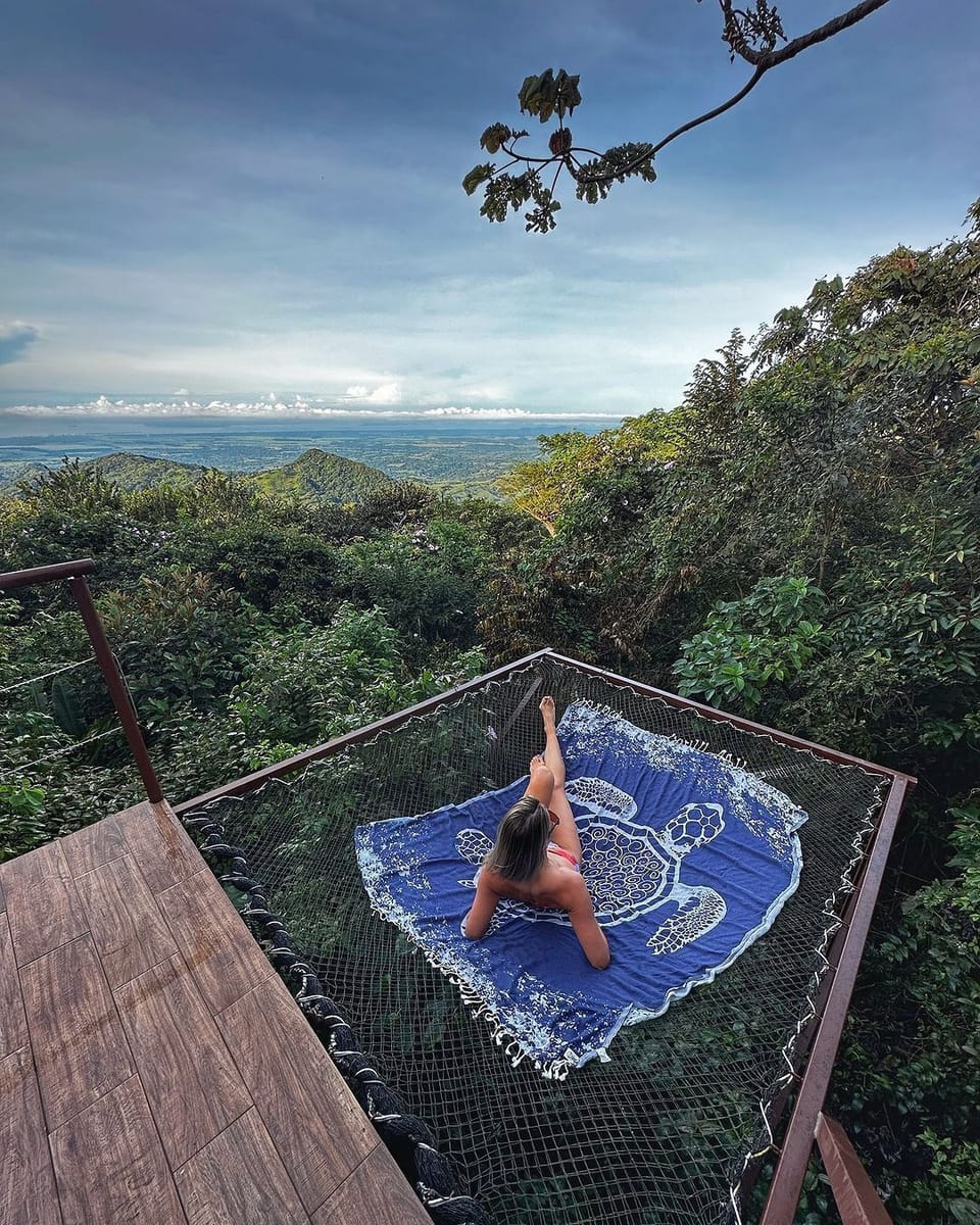 El Mirador Hotel in Puntarenas Province