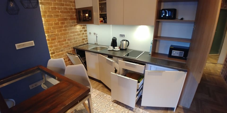 Private kitchenette