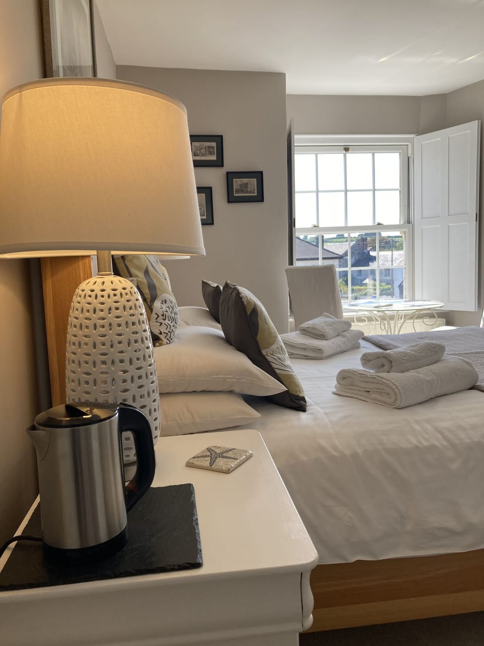 Superior Double Room, Ensuite (Baileys) | In-room safe, blackout drapes, iron/ironing board, free WiFi