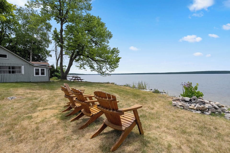 Enjoy those bay views