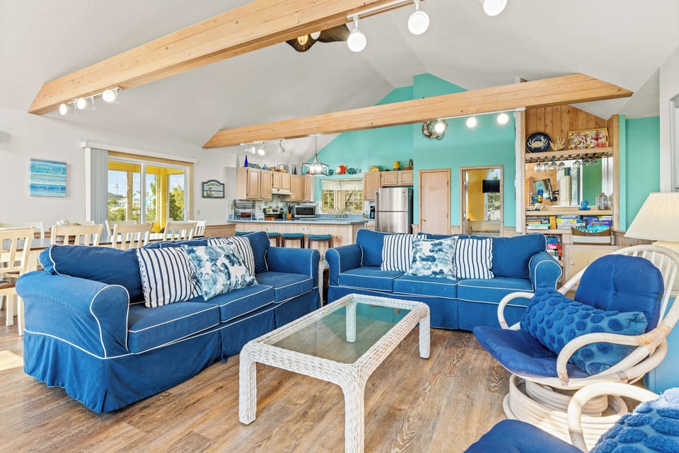 Living Area - Top Level