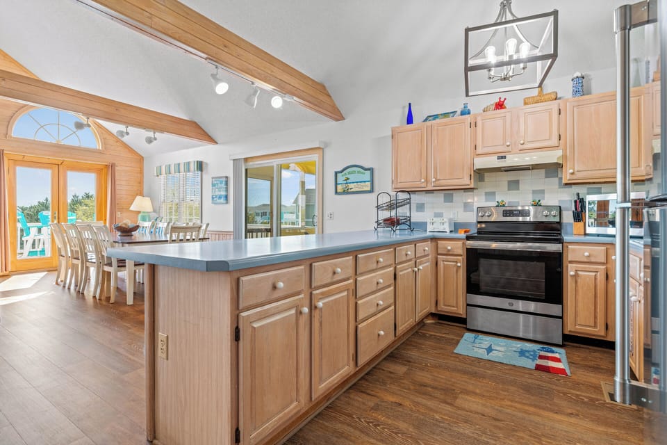 Kitchen - Top Level
