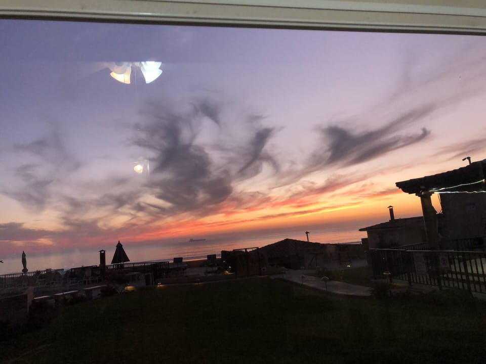 What a sunset view!!! 