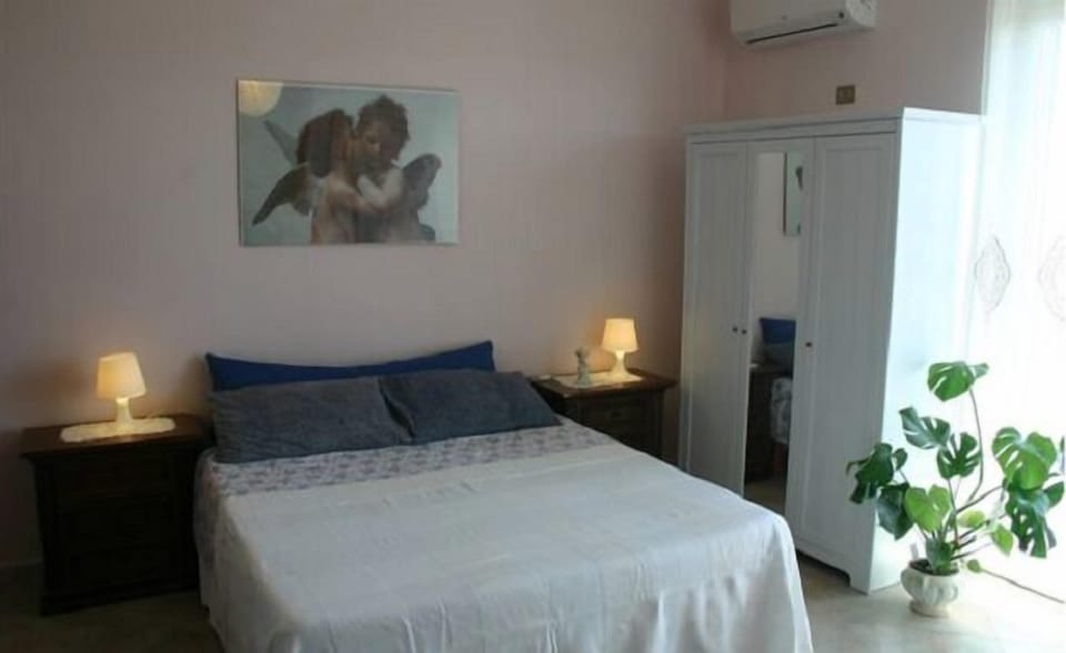 Quadruple Room | Down comforters, free WiFi, bed sheets
