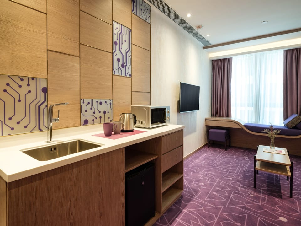 In-room safe, iron/ironing board, free WiFi, bed sheets