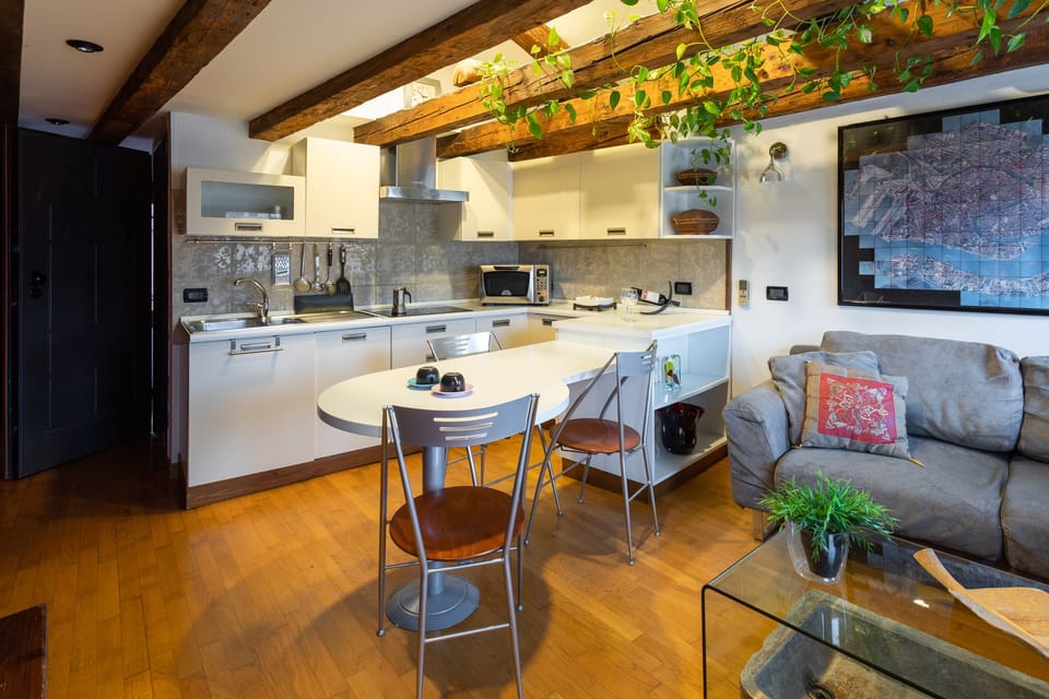 Apartment, Terrace | Private kitchen | Electric kettle