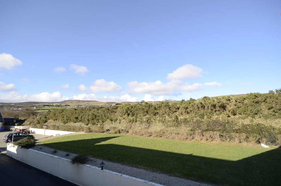 Deluxe Room, Hill View | View from room