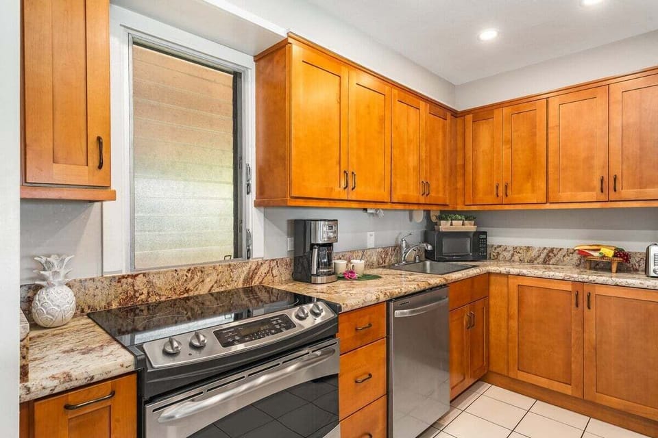 Enjoy cooking at your fully furnished kitchen