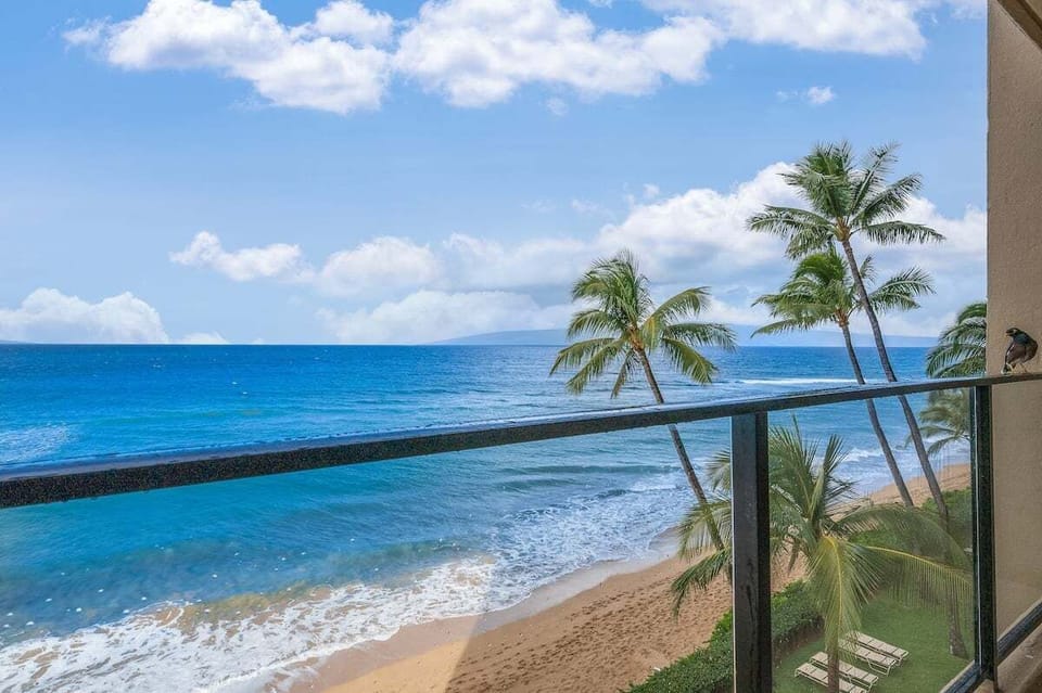 Breathtaking view of the Pacific ocean and neighboring island