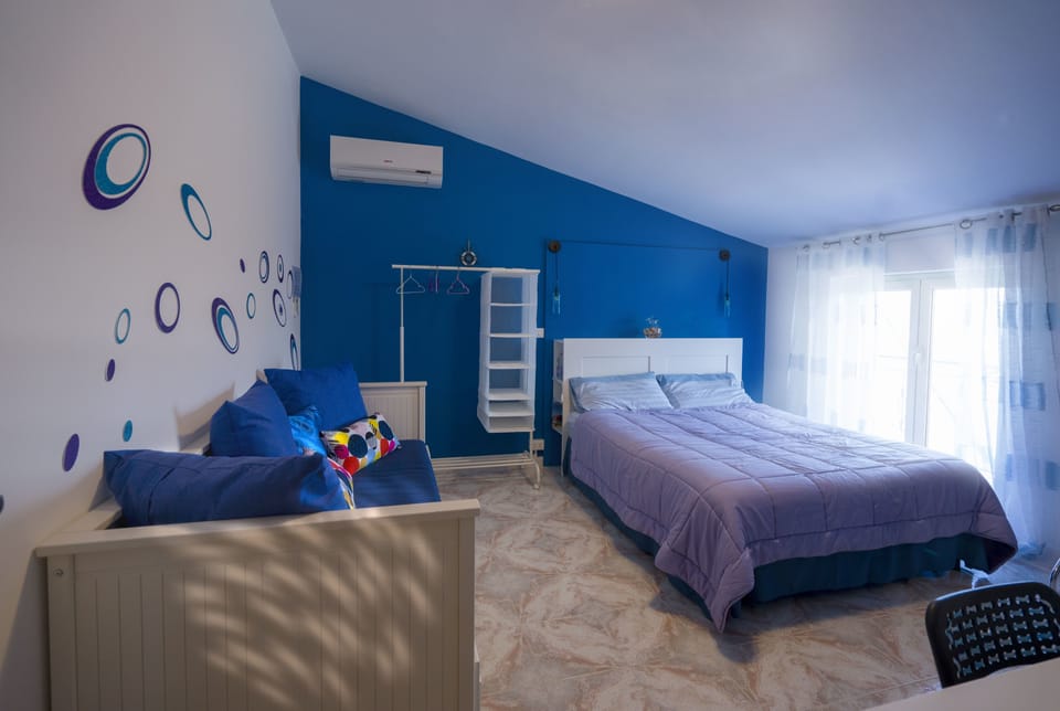 Comfort Double Room, 1 Queen Bed | Premium bedding, desk, free WiFi, bed sheets