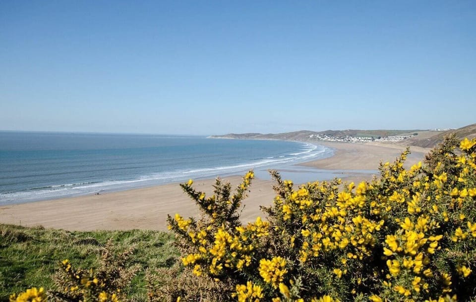 Apt 16, Seaviews, Slps 5 Indoor Heated Pool Apartment in Georgeham