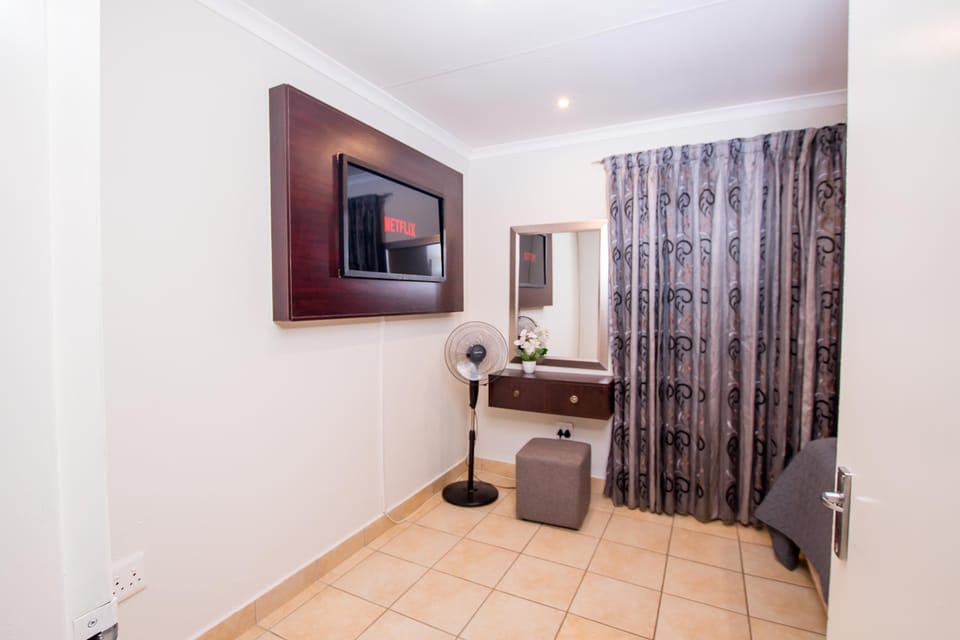 Standard Apartment | 1 bedroom, soundproofing, iron/ironing board, free WiFi