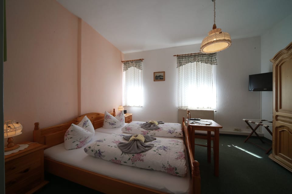 Standard Double Room | In-room safe
