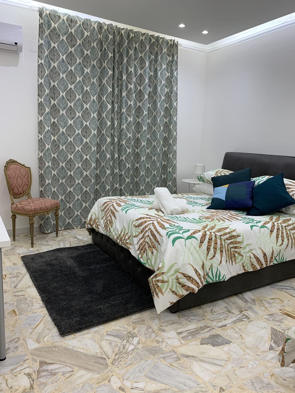 Exclusive Triple Room, City View | Premium bedding, down comforters, memory foam beds, minibar