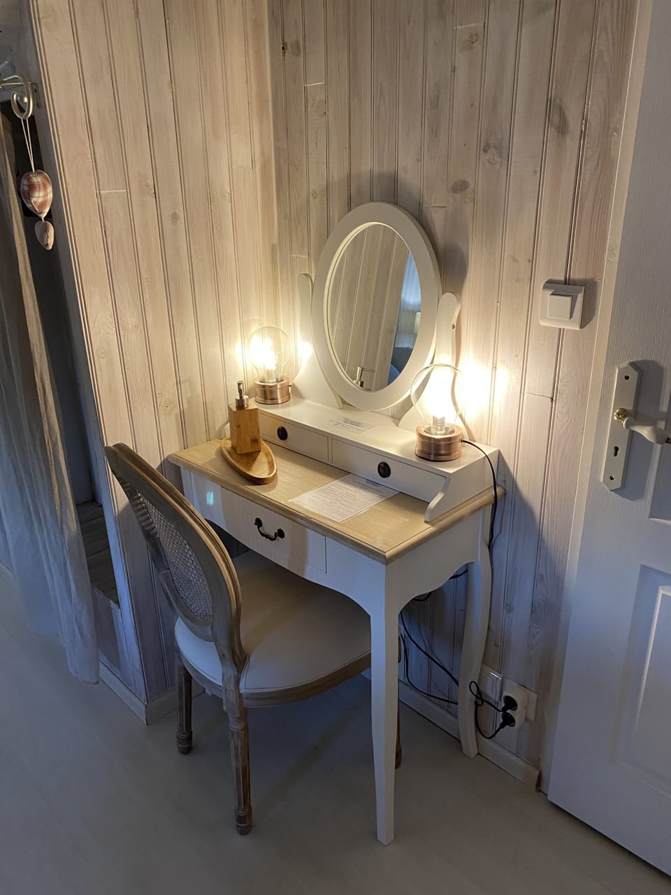 Double Room (Romane) | Premium bedding, individually decorated, individually furnished