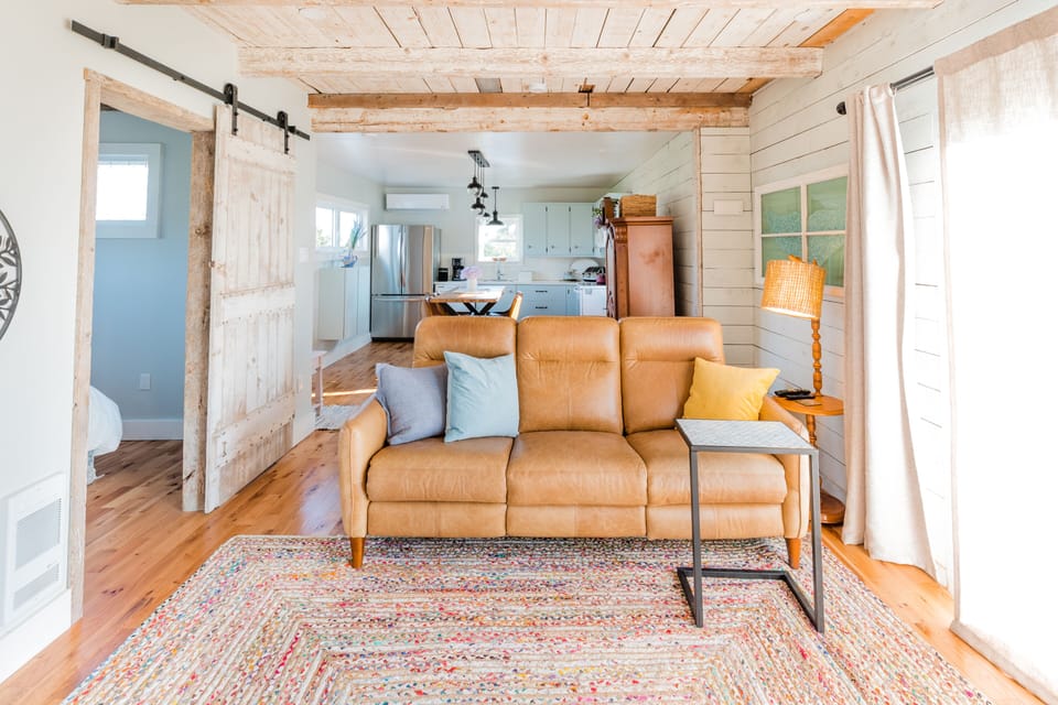 Seahorse Cottage, 2 Bedrooms, Ocean View | Living area
