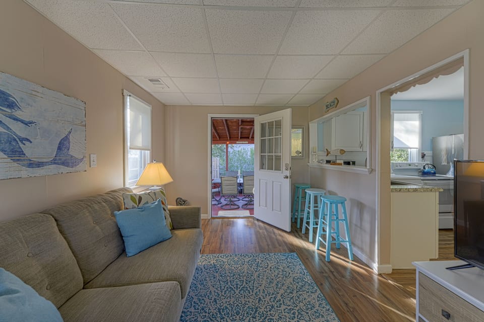 Living Room leads to screened porch